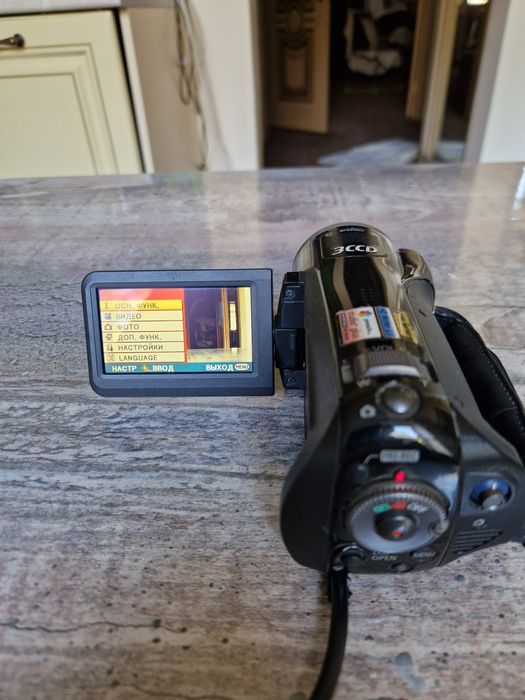 Panasonic  HDC-SD5 видеокамера