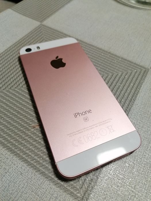 Iphone 5 se изклително запазен