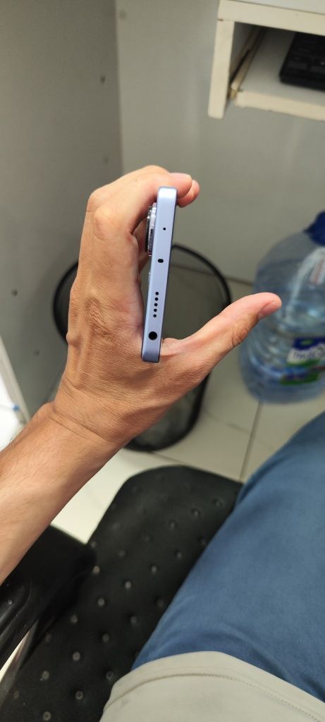 Redmi note 13 pro.
