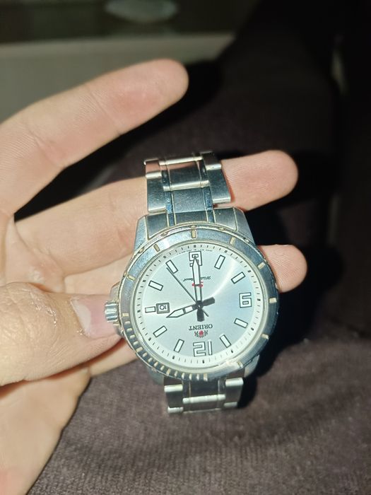 Часы Orient UNE2-C0-A