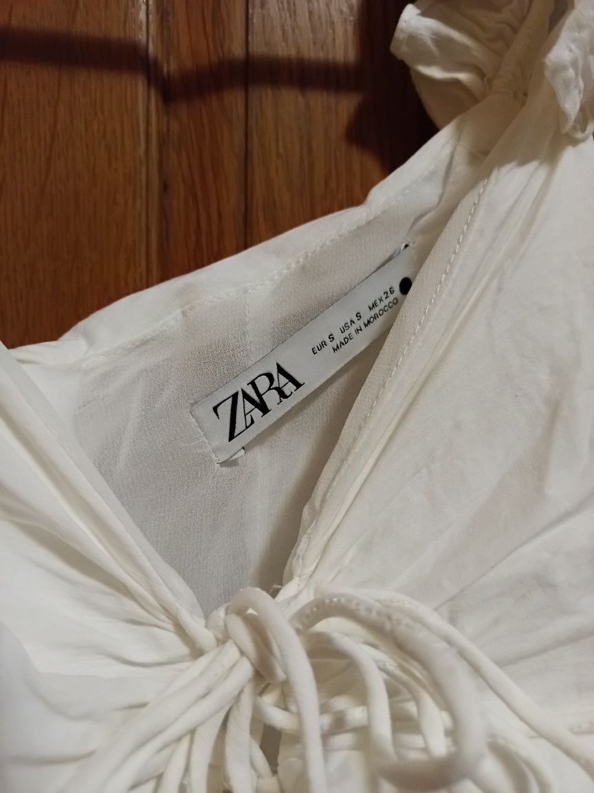 Дамска рокля на Zara