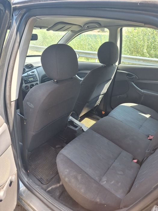 Vând Ford focus pentru dezmembrări
