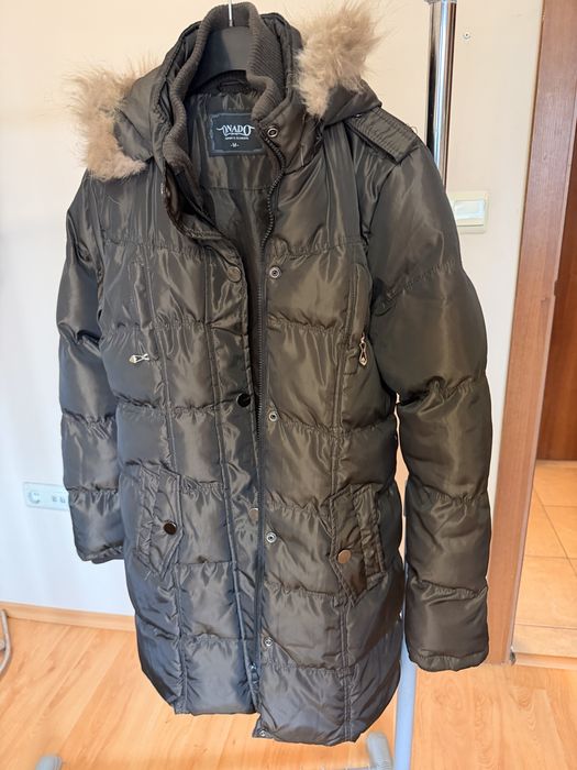 Пухенка в кафяво с косъм от лисица