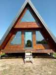 Cabana A Frame si Casa din structura de lemn la cheie de vanzare