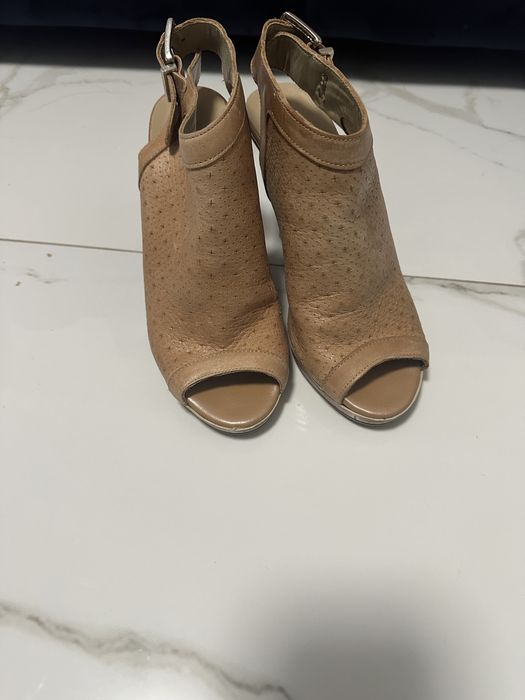 Pantofi dama decupati