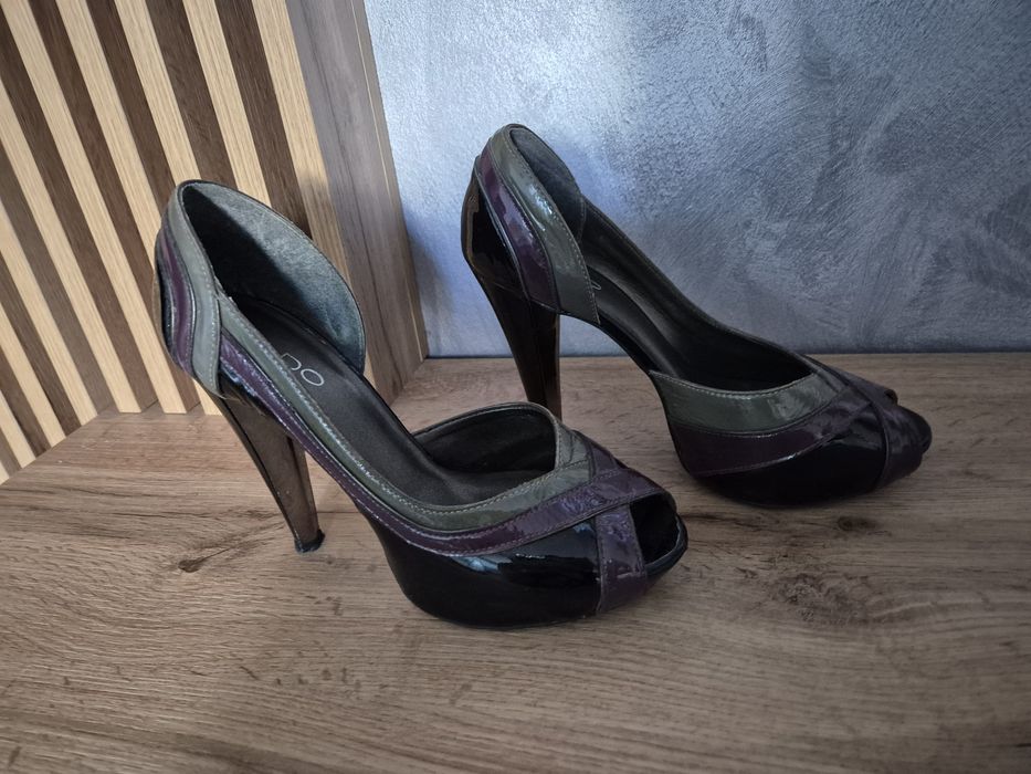 Pantofi cu platforma Aldo