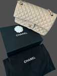 Дамска чанта Chanel Jumbo Classic Caviar Double Flap shoulder bag