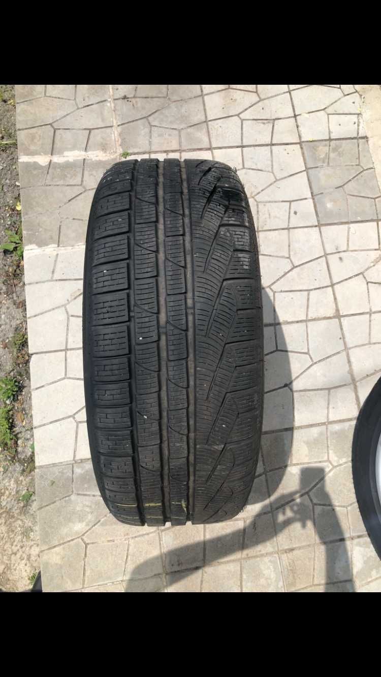 Гуми с джанти 245/45R18 за BMW