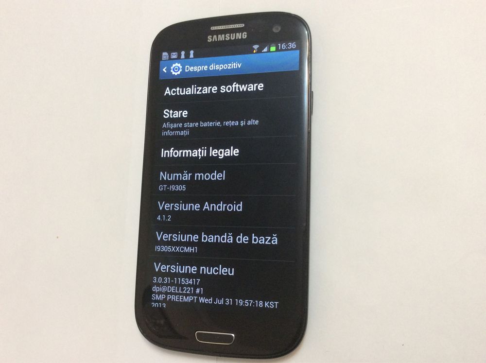 Telefon Samsung galaxy S3 GT -I9305 by Samsung ,16 Gb orice rețea.