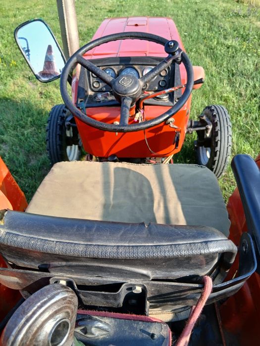 Vand tractor UTB 530