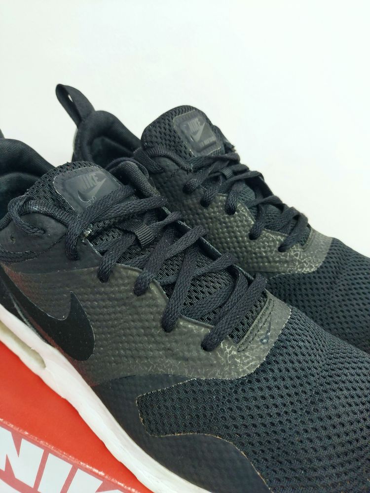 Nike Air Max Tavas (43)  Маратонки