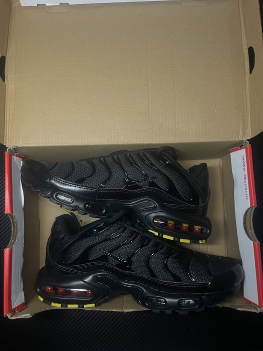 Nike Air Max Plus TN All Black / Tout Noir – noi, mărimea 42