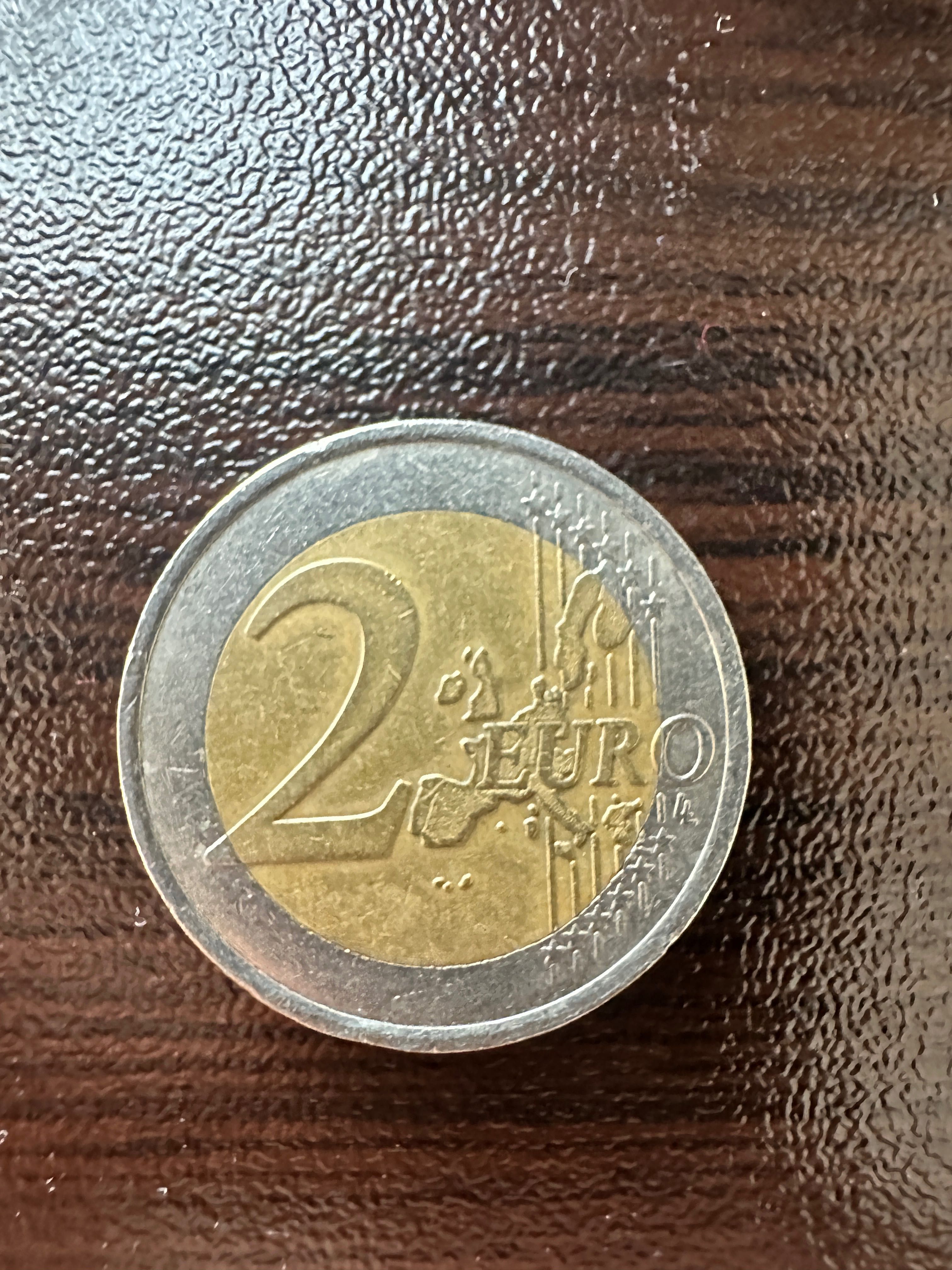 Продавам монета ДВЕ ЕВРО “Дървото на живота”