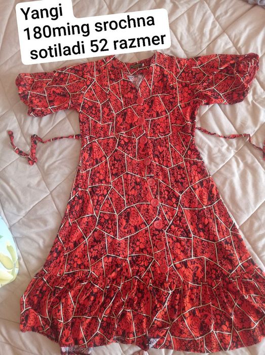 ayollar kiyimi sotiladi