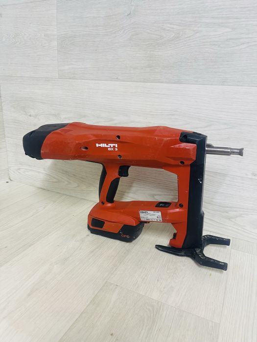 Hilti BX 3 pistol batut cuie beton metal