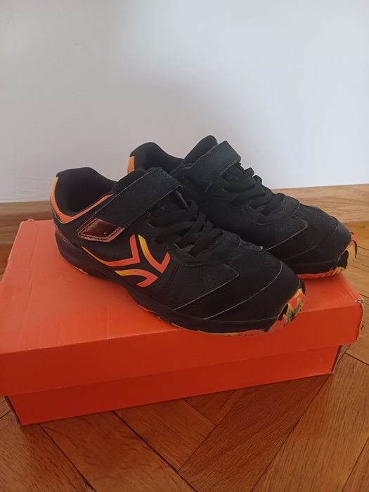 Маратонки artengo decatlon 35 номер