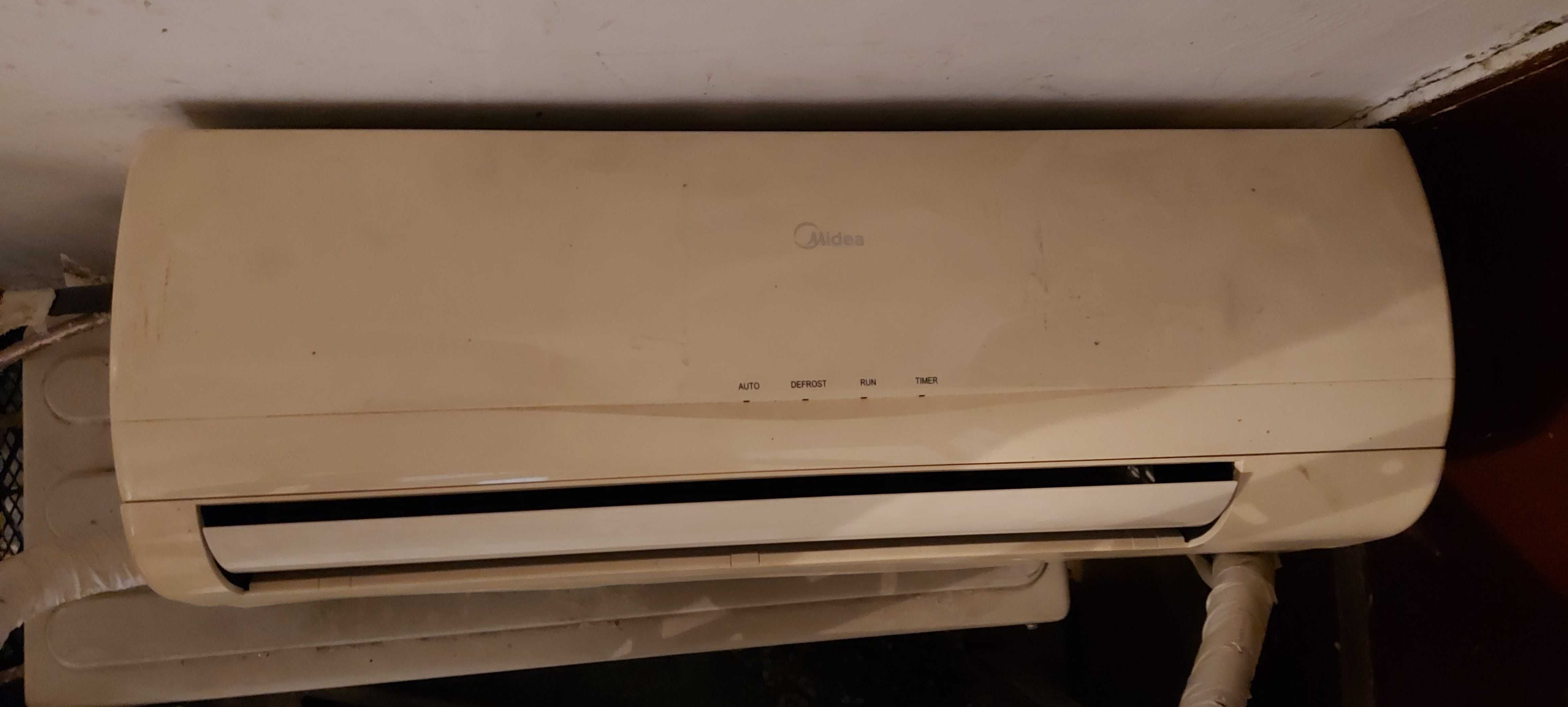 Климатик Midea ..