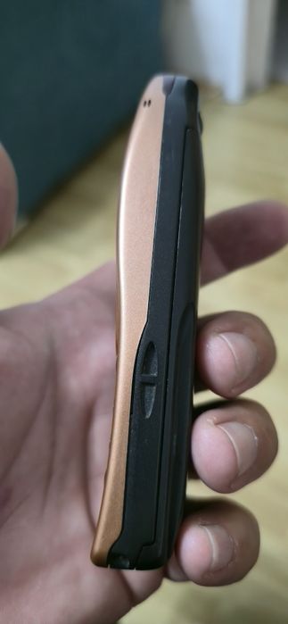 Nokia 6310i culoare cărămiziu mercedes benz