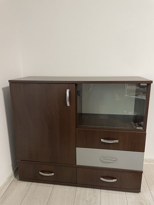 Vand mobila de sufragerie