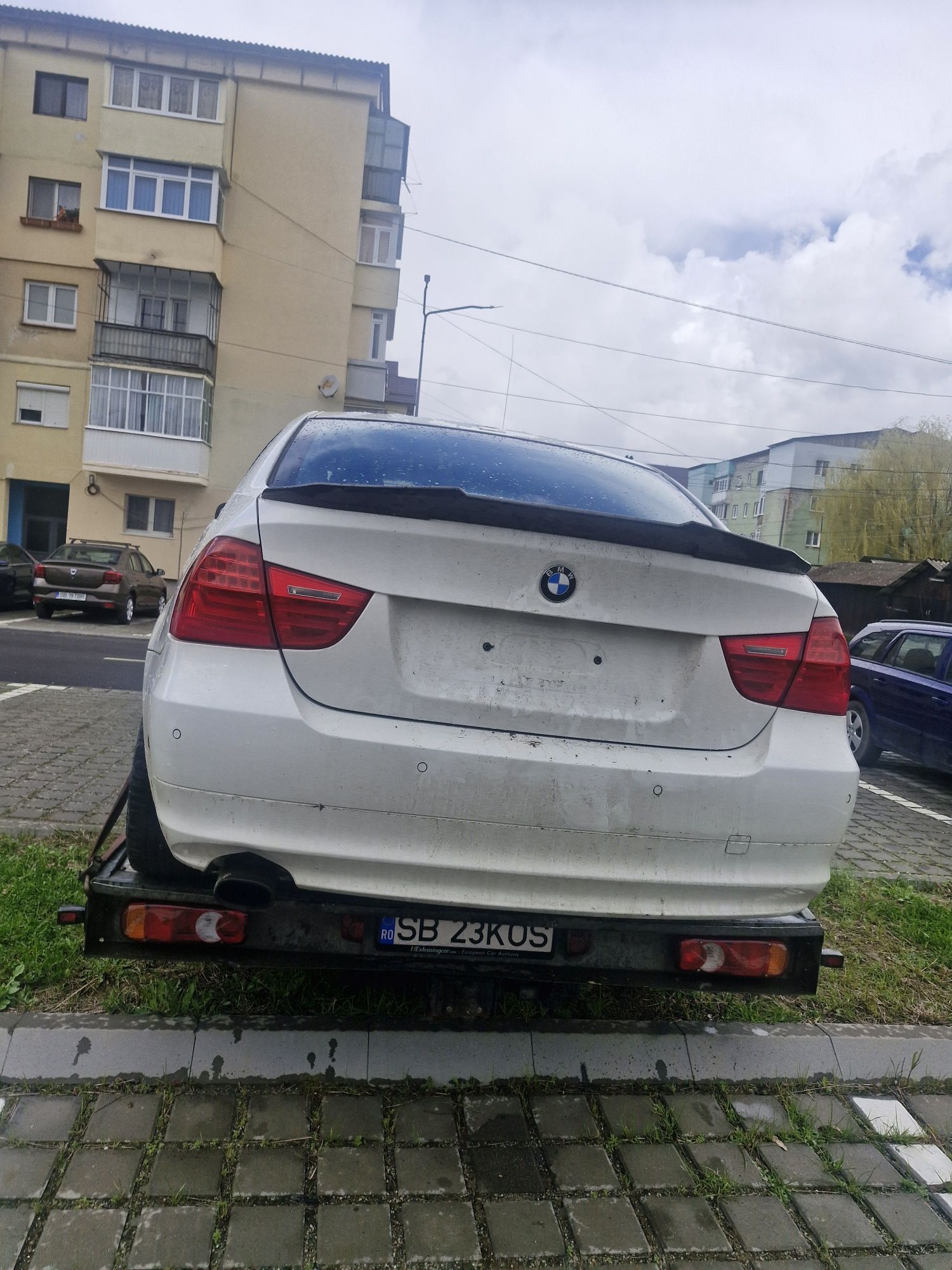Dezmembrez bmw e90 lci motor benzina