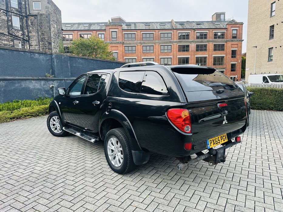 Vand Mitsubishi L200 2.5 DI-D Challenger  2016  2.5 DI-D 178 CP