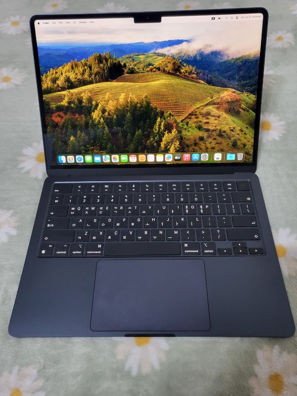 Macbook Air M2 midnight blue full box sotiladi