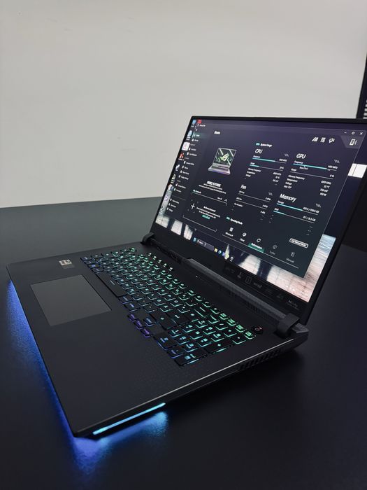 Laptop Asus Rog Strix G713RW