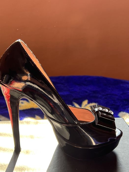 Обувки на висок ток Daris