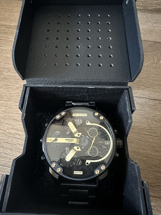 Часовник Diesel