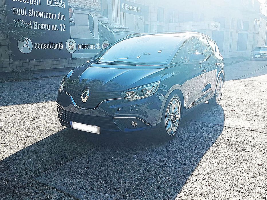 Renault Scenic 7 Locuri