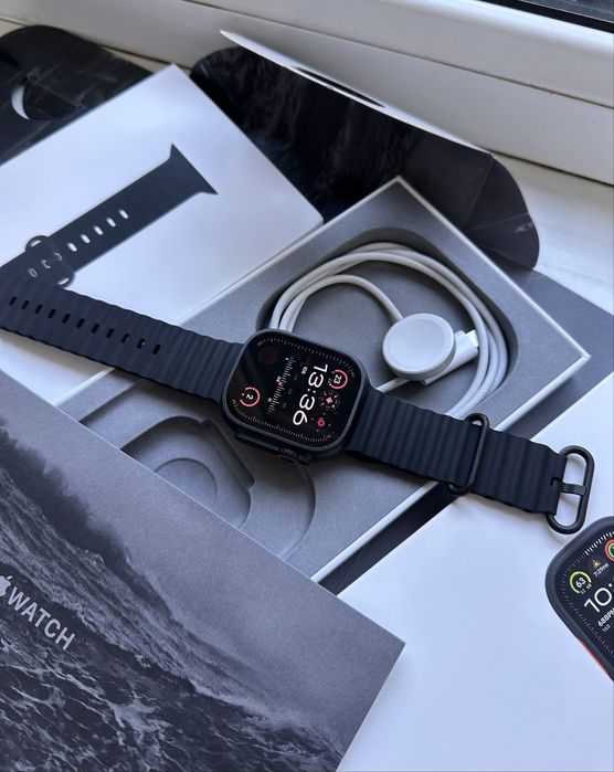 Apple iWatch Ultra 2 Black Titanium 49mm