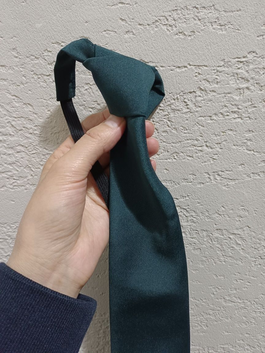 Военная форма , галстуки пагоны рубашки