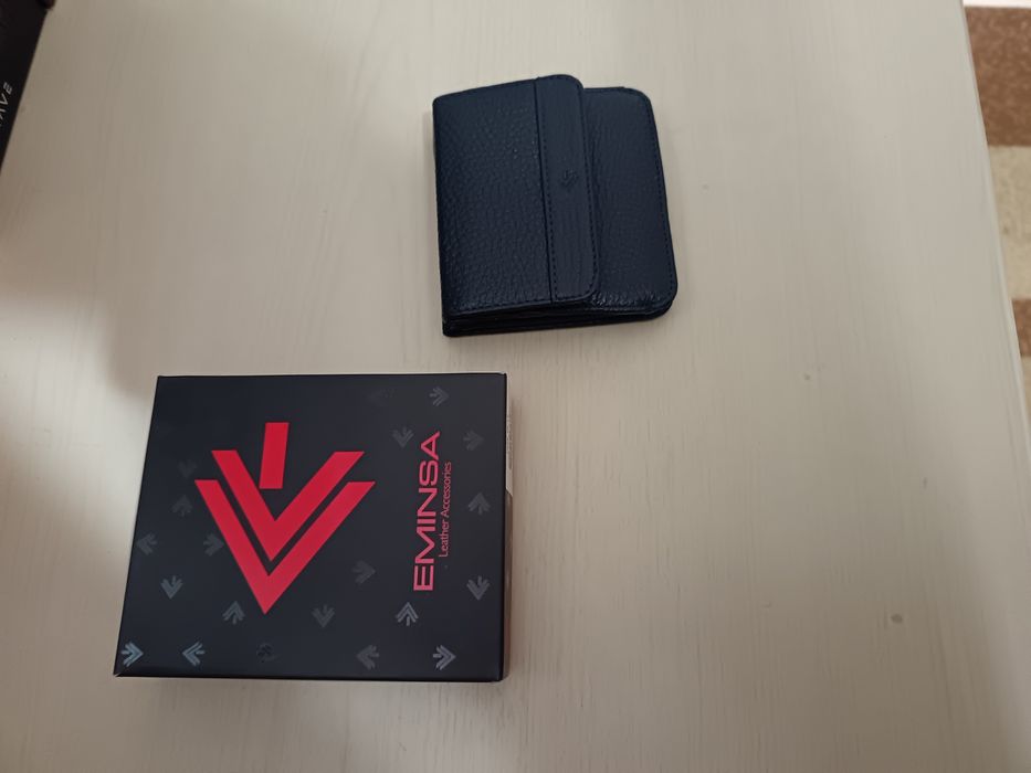 Портмоне сотилади