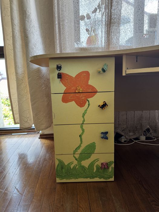 Birou de lemn copii pictat manual