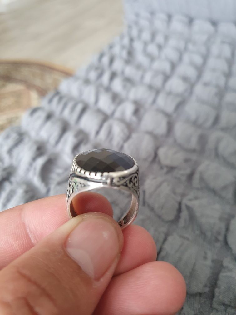 Продам Кольцо серебро 925