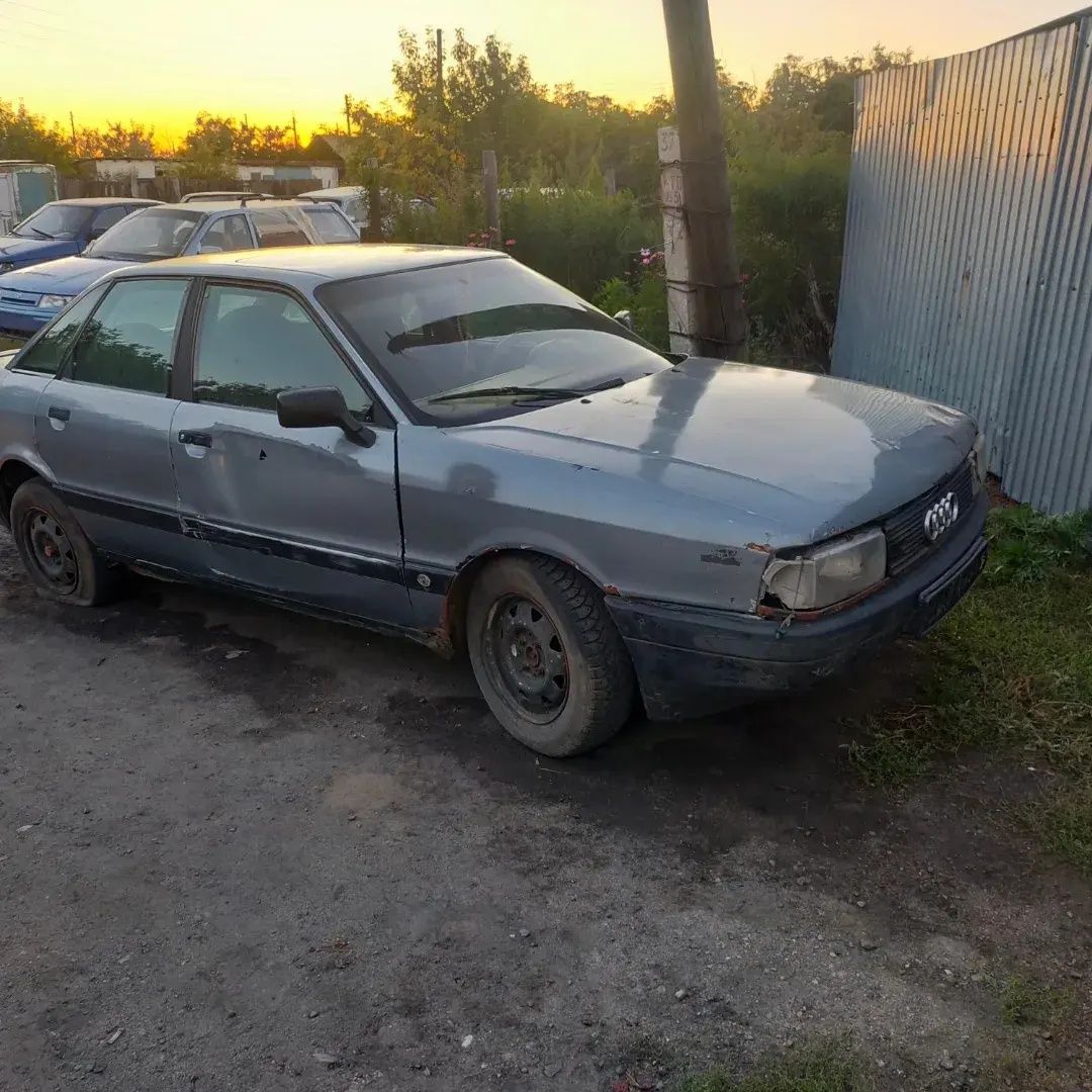 КПП, балка, капот, фара, дверь, привод, панель, сиденья