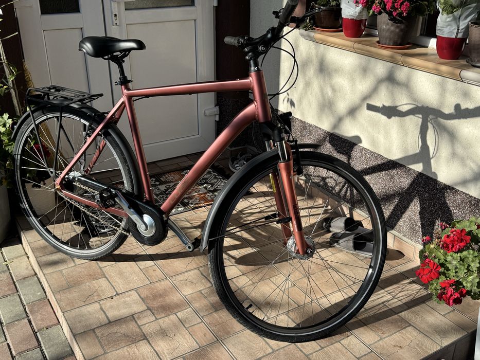 Bicicleta CUBE , ca noua roti 28-29