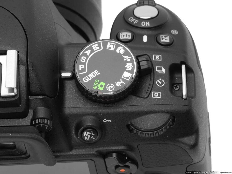 Nikon  d3100 kit