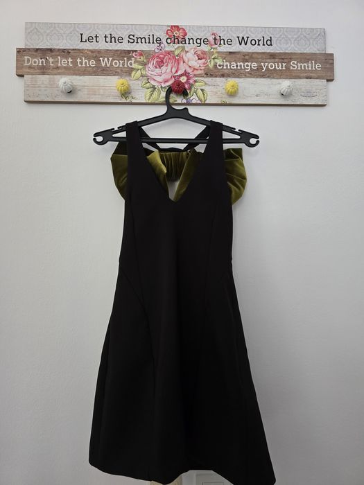 Нова рокля Zara.