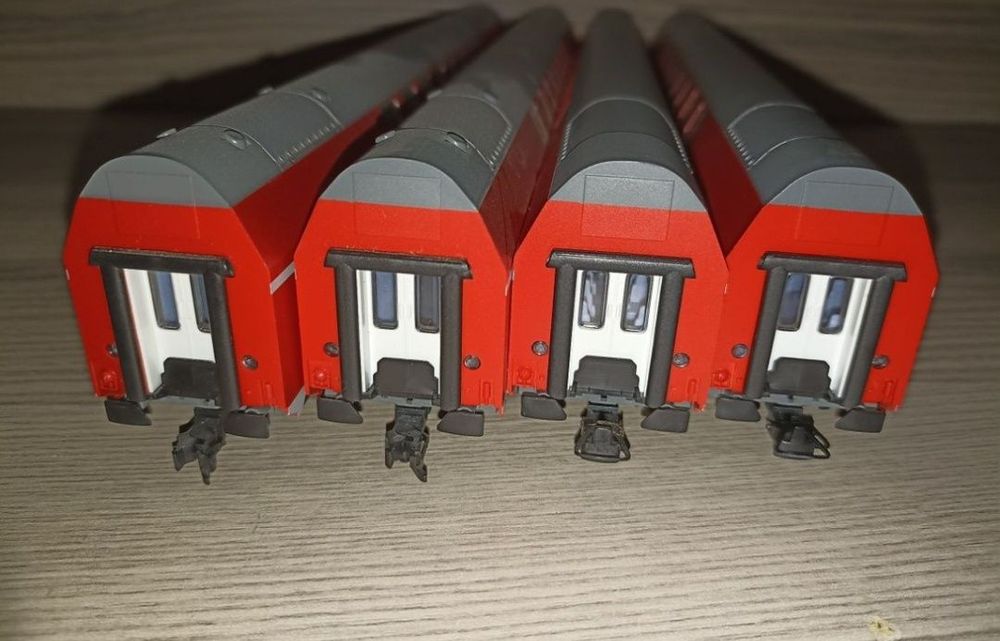 Piko vagoane de călători etajate scara H0 

Preț pe bucata 29