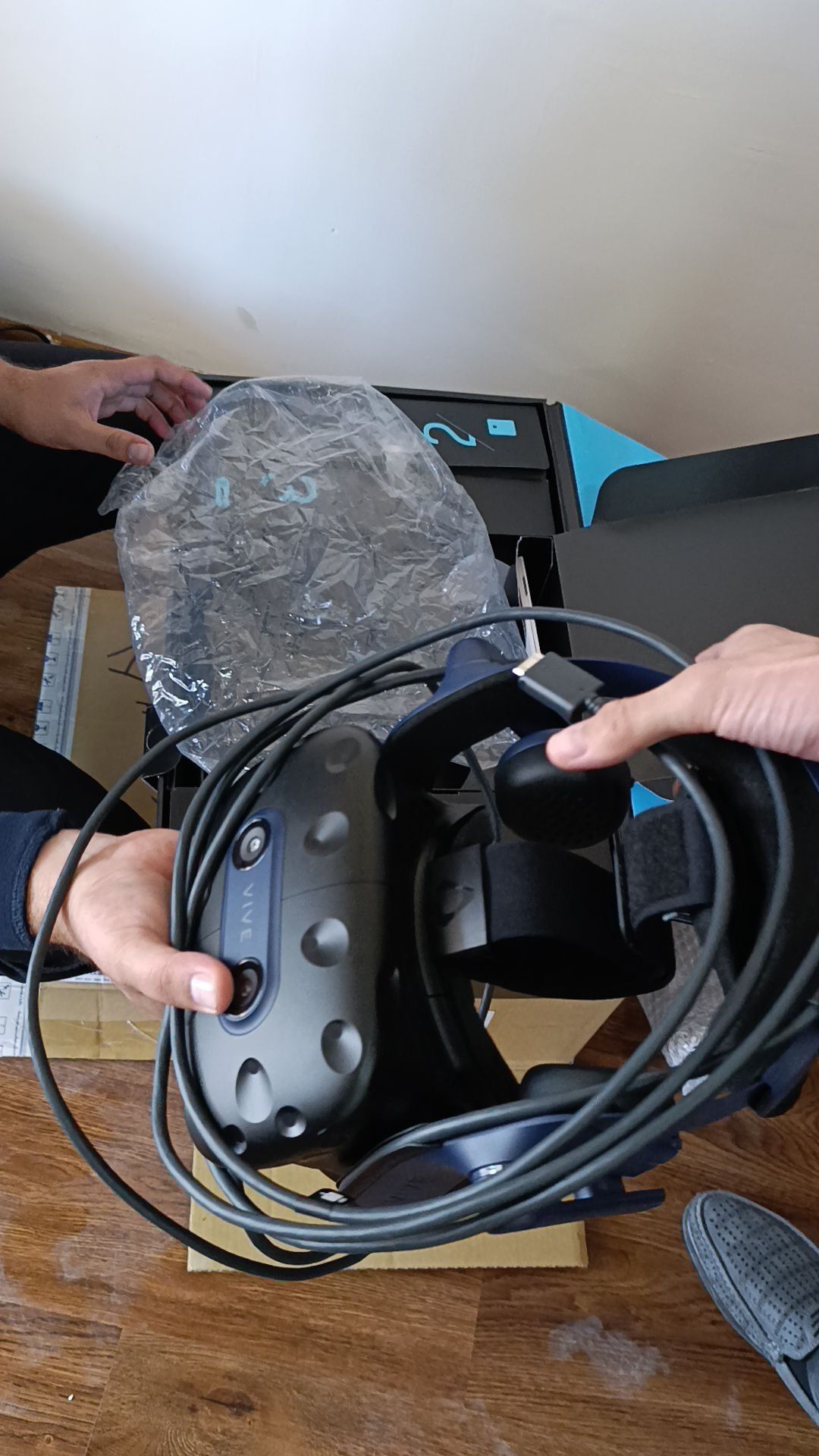 VR Vive 2 pro приставка