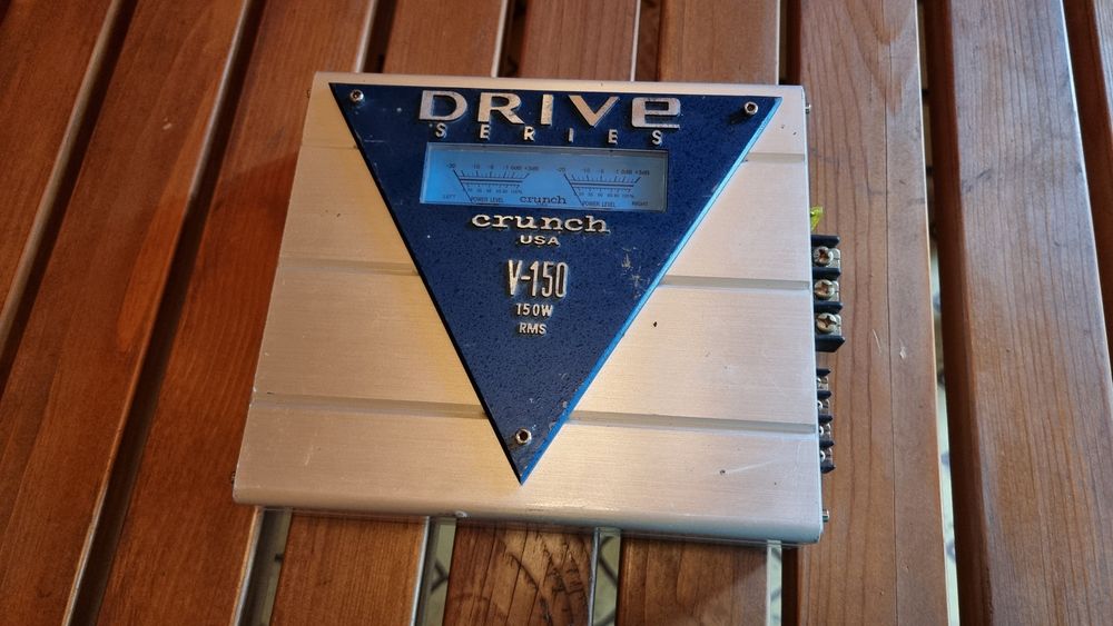 Усилвател  Crunch v150