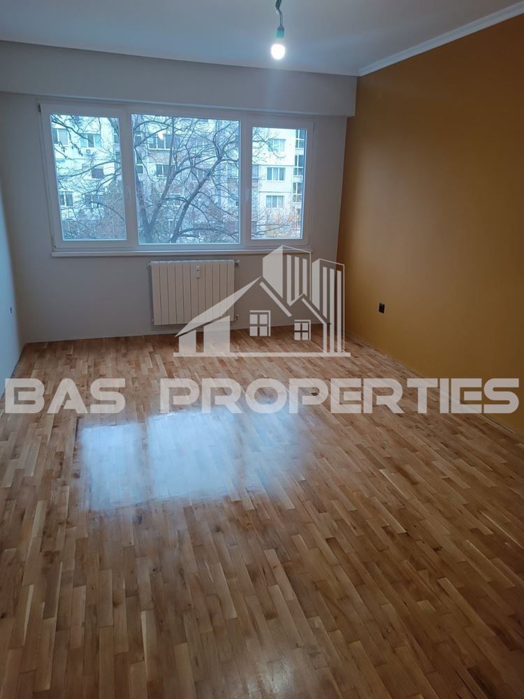 Продава се Тристаен апартамент в София, Гоце Делчев - 84 кв.м за 3215 €/кв.м - Снимка #7