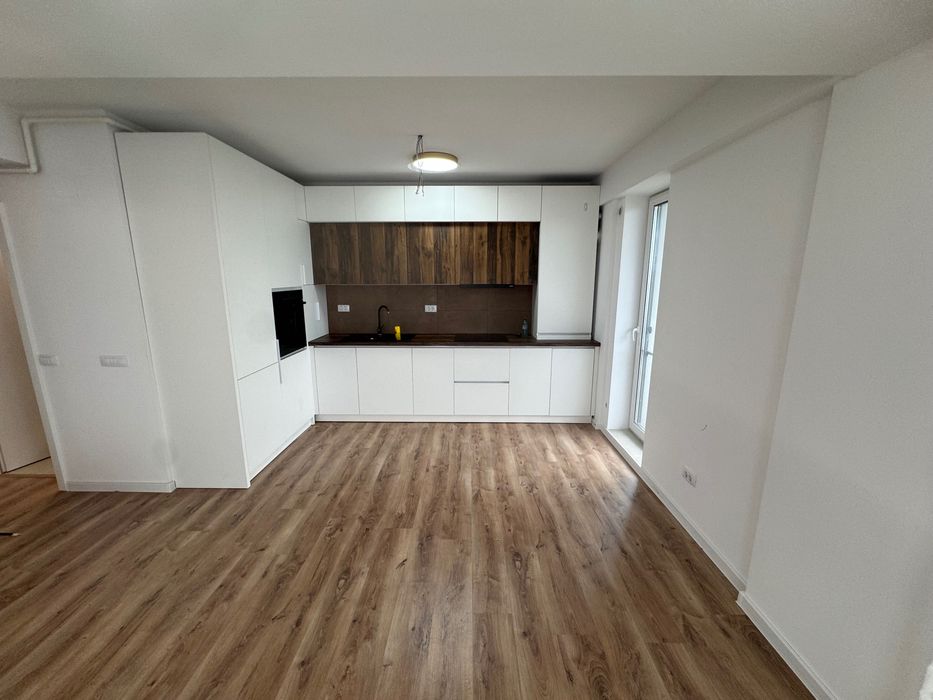 Apartament  3 camere | Factură pe firmă | Parcare
