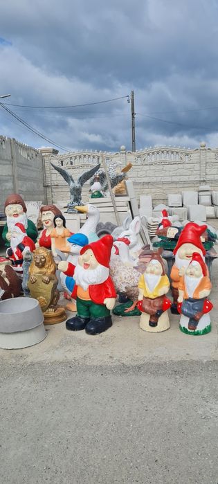 Statui/ghivece/decorațiuni grădina/cismele