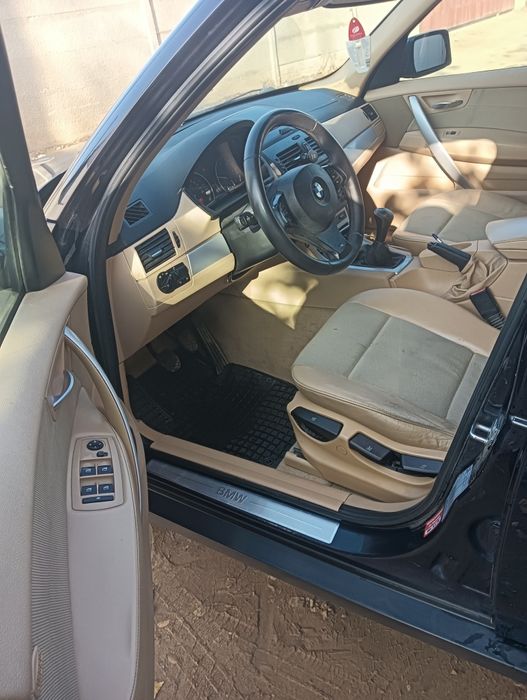 Vând BMW X3 motor 2.0