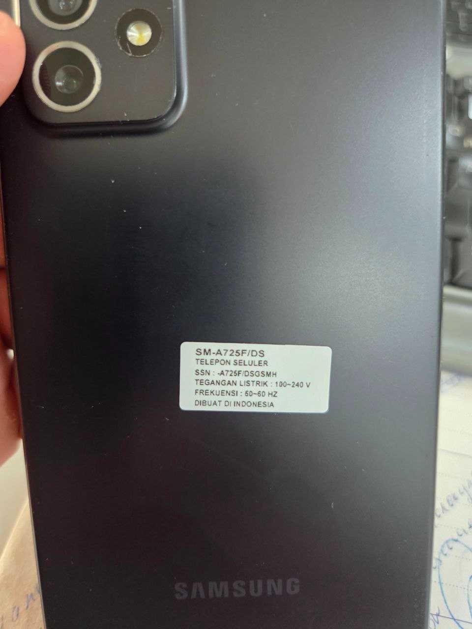 Мобильный телефон Samsung A-72