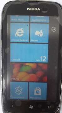 Телефон  Nokia  610