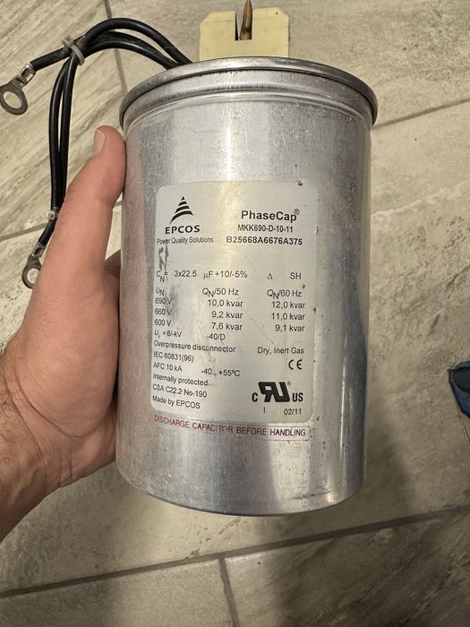 Condensatori/baterii compensare energie reactiva
