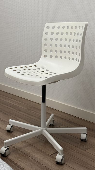 Стул рабочий ИКЕА Сколберг / Споррен